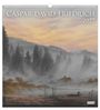 "Caspar David Friedrich 2027" und Zitat von Friedrich Hölderlin. Nebelige Landschaft mit Wald und Boot. Malerei.