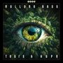 "MOLLONO.BASS - TEARS & HOPE." Ein großes Auge, integriert in einen dichten Wald, surreal dargestellt.