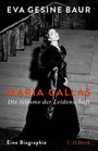 "Eva Gesine Baur, Maria Callas: Die Stimme der Leidenschaft, Eine Biographie, C.H.Beck." Frau in elegantem Kleid auf Treppe.