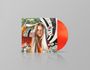 Ein Cover mit einer Frau, im orange-roten Kleid, umgeben von Spielkarten und Blumen vor einem schwarz-weißen Hintergrund.