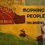 "MOPHING PEOPLE, res andres" auf einer collageartigen Illustration mit Landschaftselementen und abgeteilten Bereichen.