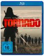 Text: "Tim Roth, Jack Lowden, Takehiro Hira, & Kōki. TORNADO. Ein Film von John Maclean." Szene: Person mit Schwert, Gruppe im Hintergrund.