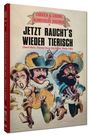 "Cheech & Chong als Korsische Brüder in Jetzt raucht's wieder tierisch. Cheech Marin, Thommy Chong, Roy Dotrice, Shelby Fiddis." Illustrative Darstellung von drei komisch gekleideten Figuren.