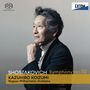 "SHOSTAKOVICH Symphony No. 10", "Kazuhiro Koizumi", "Nagoya Philharmonic Orchestra", "EXTON". Ein Mann in Anzug in Profilansicht.