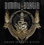 „DIMMU BORGIR“, „GRAND SERPENT RISING“. Ein kunstvolles Emblem mit Schlange, Dreieck und Flammen.