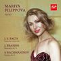 MARIYA FILIPPOVA, Piano. Werke von J.S. Bach, J. Brahms, S. Rachmaninov. Frau mit blonden Haaren, rotem Kleid. Oben rechts Logo.