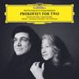 „Martha Argerich & Sergei Babayan: PROKOFIEV FOR TWO“ in gelbem Rahmen. Schwarz-weiße Fotografie von zwei Personen.