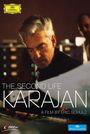 "The Second Life Karajan. A Film by Eric Schulz. Servus TV und Unitel Classica Logos. Älterer Mann nah am Betrachten."