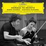 "Homage to Heifetz" von María Dueñas und Gustavo Dudamel. Beide spielen konzentriert ein Streichinstrument.