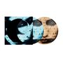 "múm   Dusk Log" in weißer Schrift oben links. Auf bunten Schallplatten sind verschwommene Gesichter und handschriftlicher Text.