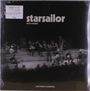 Text: "starsailor with strings", "LIVE FROM LIVERPOOL". Eine Band spielt mit einem Orchester auf einer Bühne.