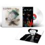 "DAVID BOWIE EXCERPTS FROM OUTSIDE" und "THE HEART’S FILTHY LESSON" sind zu lesen. Es gibt Schallplatten und Albumcover.