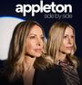 Text: "appleton side by side". 
Zwei Frauen mit blonden Haaren blicken nach links vor einem dunklen Hintergrund.