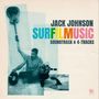 Text: "Jack Johnson Surf Film Music Soundtrack & 4-Tracks." Ein Mann hält eine Gitarre hoch und sitzt neben einem Plattenspieler.