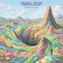 Text: „DANAKIL SAFARI From the Soil“. Eine bunte, surreal wirkende Landschaft mit regenbogenfarbenen Bergen und Palmen.