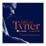 Text: "McCoy Tyner, The Seeker, Live at Umbria Jazz Festival, Special Guest Bobby Hutcherson."  
Ein Musiker in Seitenansicht.