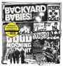 Verschiedene Schriftzüge: "BACKYARD BABIES", "SLIVER & GOLD", "GOOD MORNING", schwarz-weiße Collage aus Schrift und Bildern.