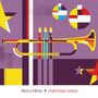 "PAOLO FRESU CHRISTMAS SONGS" steht darunter. Illustration von Trompete, Kerzen und bunten Kugeln auf lila Hintergrund.