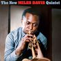 „The New MILES DAVIS Quintet“ steht oben. Ein Mann spielt eine Trompete und trägt ein blaues Hemd.
