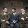 Drei Männer in Anzügen sitzen nebeneinander. Text: "The Essential Rat Pack".
