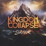 „Kingdom Collapse Survivor“ in großen, stilisierten Buchstaben vor einem majestätischen Berg mit dramatischem Himmel.