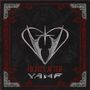 Texte: "NIGHTS AFTER VAMP". Metallisches Logo in Herzform, umrahmt von verzierten Ecken auf dunklem Hintergrund.