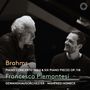 Brahms Piano Concerto No. 1 & Six Piano Pieces Op. 118. Francesco Piemontesi. Zwei Männer im Gespräch am Klavier.