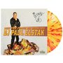 "May the Forze Be With You DJ Paul Elstak." DJ mit Lederjacke steht auf einem goldenen Plattenteller. Vinyl in Gelb-Orange.