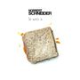 Text: "NORBERT SCHNEIDER So wie’s is". Darunter ein belegtes Sandwich mit etwas herausquellender Marmelade.