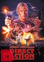 FSK ab 18. Dolph Lundgren. Direct Action. Explosionen, Autos, Personen mit Waffen in actionreicher Illustration.