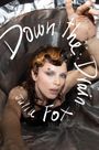 Julia Fox: Down the Drain, Buch