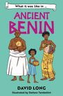 „What it was like in Ancient Benin“. Illustration von drei Personen in traditioneller Kleidung.