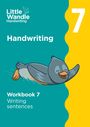„Little Wandle Handwriting“, „Handwriting“, „Workbook 7“, „Writing sentences“. Ein fliegender Vogel.
