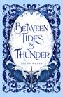 „Between Tides & Thunder“ und „Leena Kazak“ in blauer Schrift. Illustration von Wellen und einem Schwert, umrahmt von Ornamenten.
