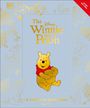 "The Disney Winnie the Pooh: A Centenary Celebration." Zeichnung von Winnie Puuh mit Honigtopf; goldene Umrisse weiterer Figuren.