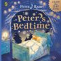 "Peter's Bedtime" in großen Buchstaben. Darunter ein schlafender Hase in einem gemütlichen Bett, umgeben von sanftem Licht.