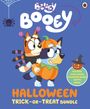 Text: "BOOEY", "HALLOWEEN TRICK-OR-TREAT BUNDLE". Illustration mit zwei verkleideten Cartoon-Hunden und einem Spinnennetz.