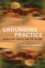 „GROUNDING PRACTICE: DANCING HAITI ON TÈ GLISE“ von Dasha A. Chapman. Verschwommene Tänzerin in Weiß.