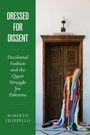 "Dressed for Dissent: Decolonial Fashion and the Queer Struggle for Palestine" von Roberto Filippello. Bunter Stoff bedeckt eine Person vor einer alten Holztür.
