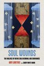 "Soul Wounds: The Violence of Native Child Removal and Survivance" von Amy Lonetree mit Sandy White Hawk. Kunstvolle Sanduhr.