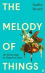 "The Melody of Things" von Nadia Beard, "On Returning to Forgotten Joys". Ein Piano aus Blumen auf türkisfarbenem Hintergrund.