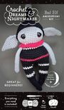 "Crochet Dreams & Nightmares", "Bad Elf Amigurumi Kit", "GREAT for BEGINNERS!" Ein gehäkelter Elf mit großen Augen und spitzen Ohren.