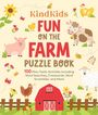 Text: "KindKids Fun on the Farm Puzzle Book. 100 Moo-Tastic Activities Including Word Searches, Crosswords, Word Scrambles, and More." Verschiedene Farmtiere wie Schwein, Kuh, Schaf, Huhn sowie Blumen und Scheune.