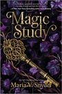 Maria V. Snyder: Magic Study, Buch