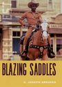 "Blazing Saddles" - C. Joseph Greaves. Ein Cowboy sitzt selbstbewusst auf einem Pferd in einer Westernstadt.