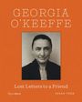 GEORGIA O'KEEFFE, Lost Letters to a Friend, Susan Todd; Schwarzweißfoto einer Frau vor orangem Hintergrund.
