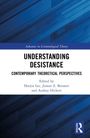 "Understanding Desistance: Contemporary Theoretical Perspectives" von Heejin Lee, Juwan Z. Bennett und Audrey Hickert.