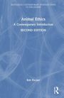 Weiße Schrift auf blauem Hintergrund: "Animal Ethics: A Contemporary Introduction, SECOND EDITION, Bob Fischer."