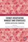 Titel: "China's Negotiating Mindset and Strategies: Historical and Cultural Foundations". Rote Dreiecksmuster im Hintergrund.