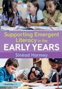 "Supporting Emergent Literacy in the Early Years" von Sinéad Harmey. Kinder lesen und schreiben zusammen.